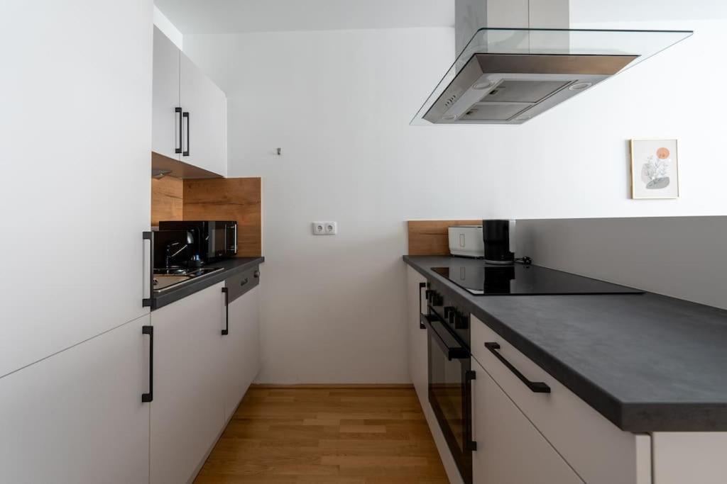 Urban 1Br Retreat, Easy City Link By Hm Wien Ngoại thất bức ảnh