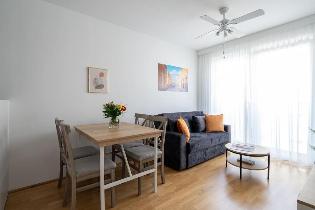 Urban 1Br Retreat, Easy City Link By Hm Wien Ngoại thất bức ảnh